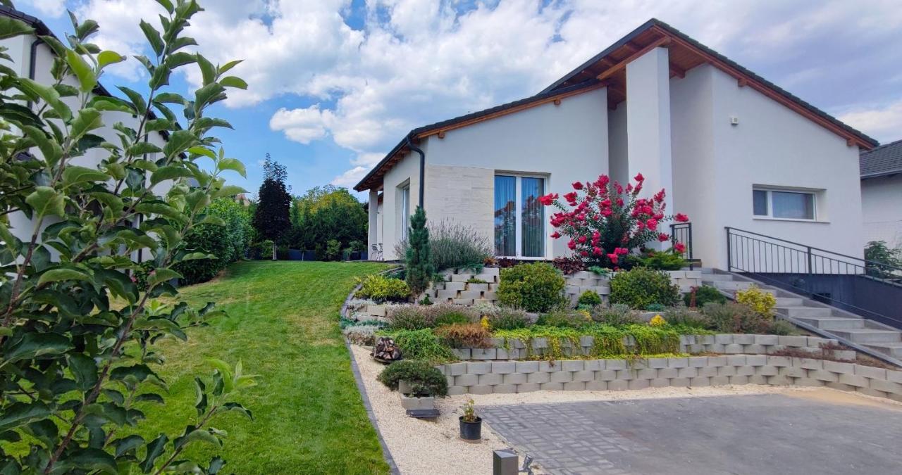 דירות דיוסד White Column House מראה חיצוני תמונה