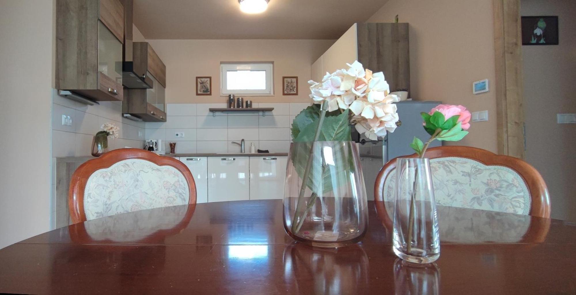 דירות דיוסד White Column House מראה חיצוני תמונה